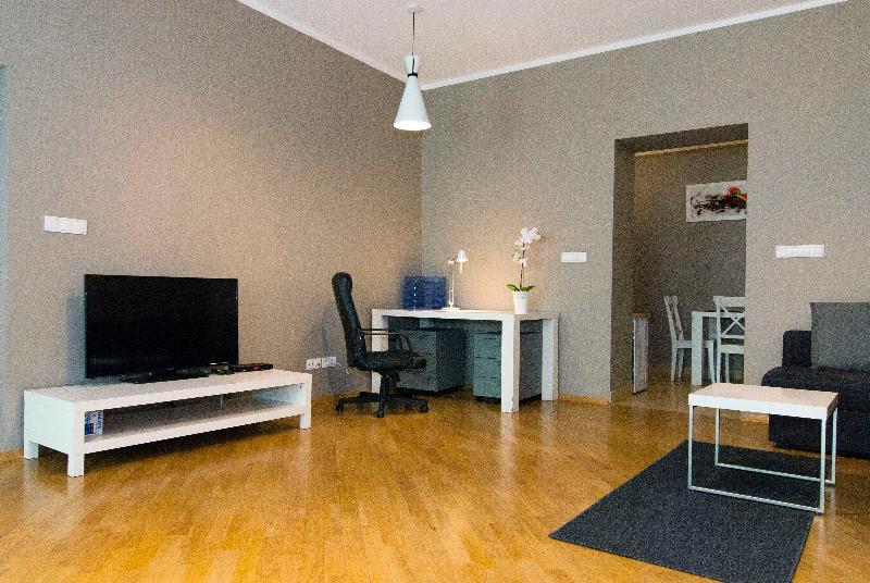 P&J Tourist Apartments Красков Екстериор снимка